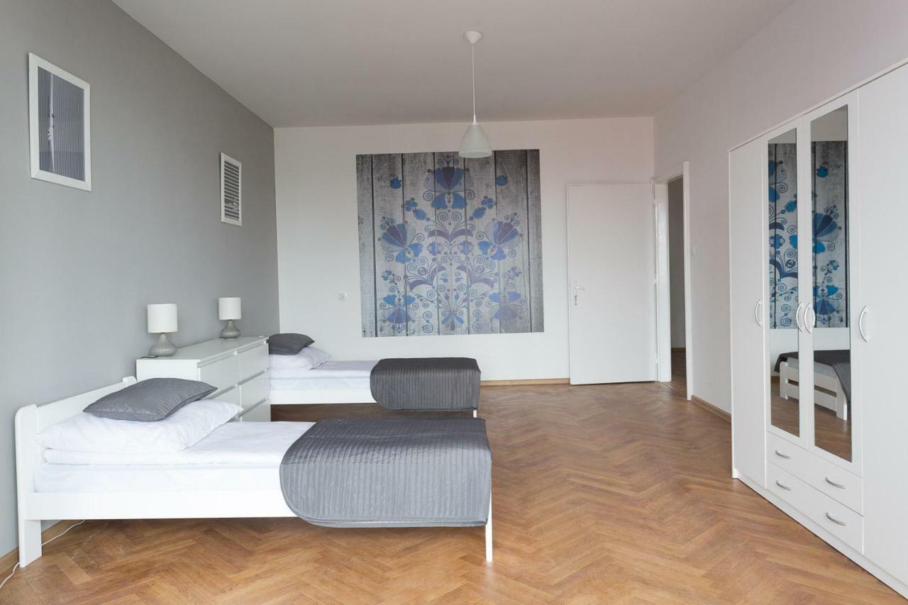 Hostel Zakatek Ulica Grunwaldzka Bielsko-Biala Luaran gambar