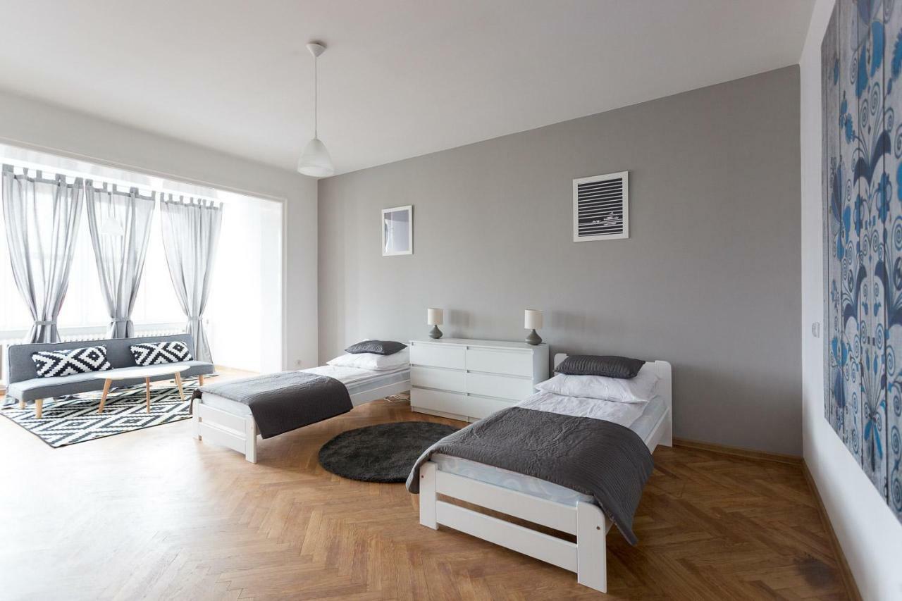 Hostel Zakatek Ulica Grunwaldzka Bielsko-Biala Luaran gambar