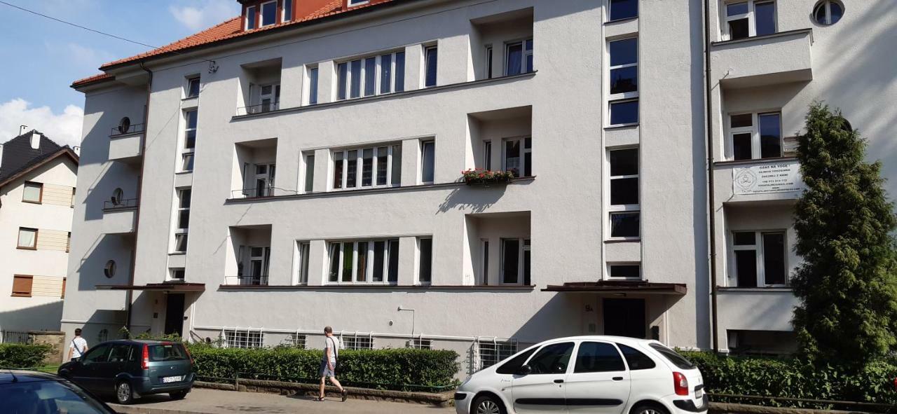 Hostel Zakatek Ulica Grunwaldzka Bielsko-Biala Luaran gambar