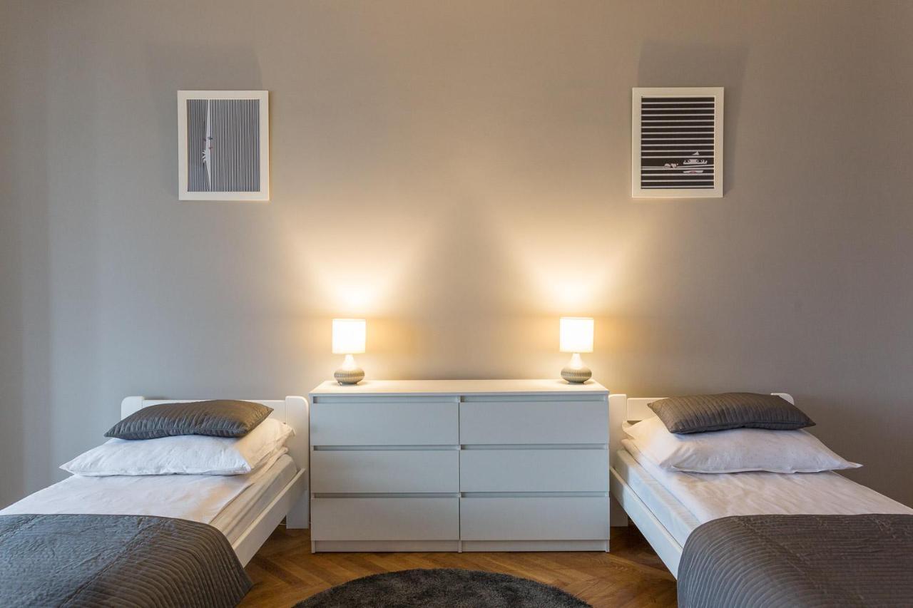Hostel Zakatek Ulica Grunwaldzka Bielsko-Biala Luaran gambar
